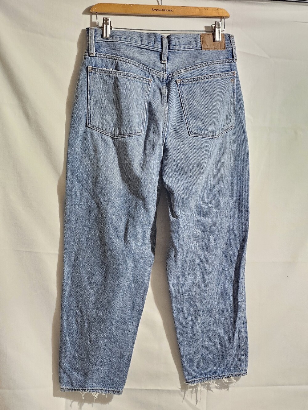 Madewell Petite Baggy Tapered Jeans in Whitwell Wash Size 27 Petite - Picture 6 of 12